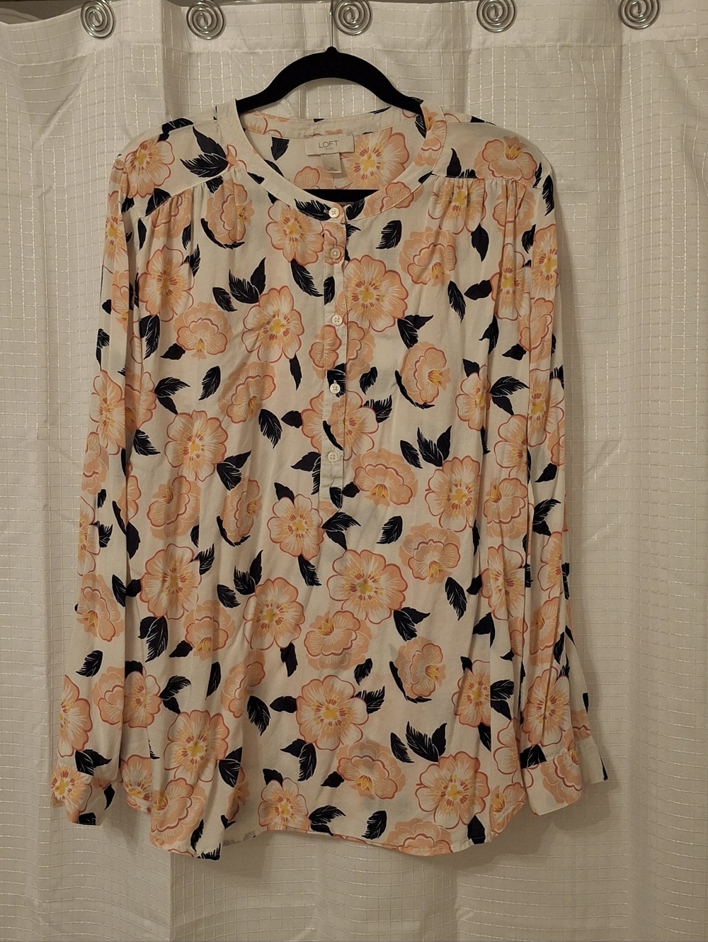 LOFT Outlet Peach Floral Button-Front Long Sleeve Blouse